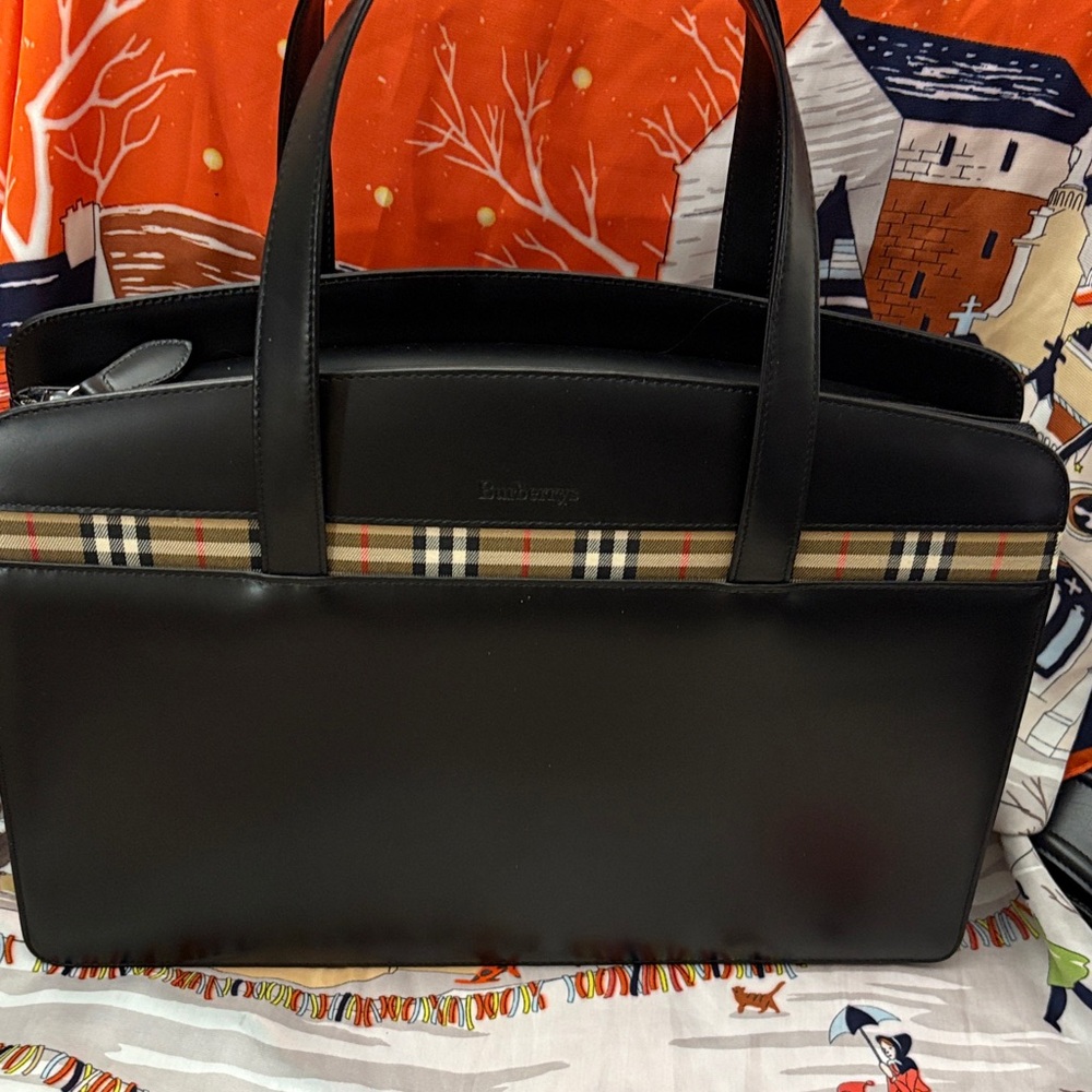Burberry Black Leather Briefcase medium size with Signature Check